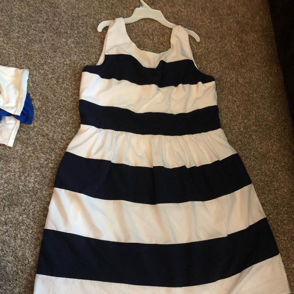 Navy and white dress size 16 from dress barn
